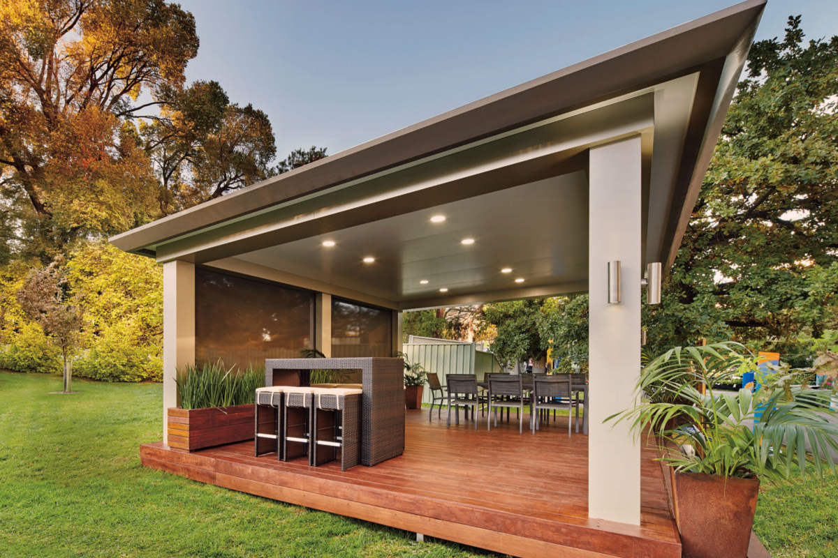 Stratco Pavilion patio with decking and lighting